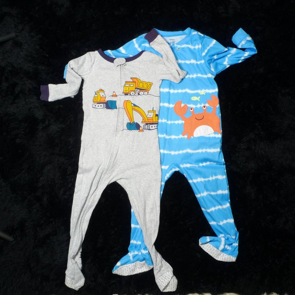 Carter's Bundle 2 Footed Pajamas Construction and Crab